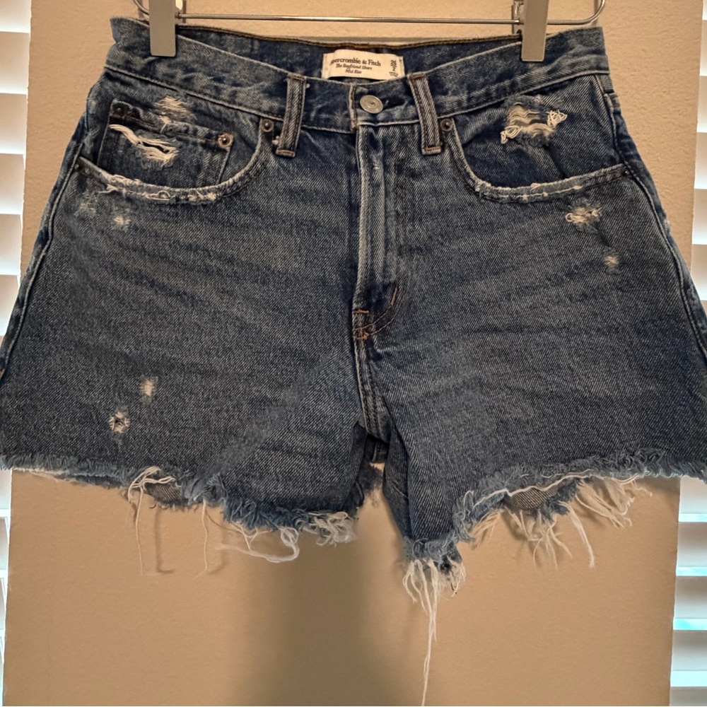 Abercrombie & Fitch Women’s Boyfriend Short Mid-Rise Jeans in Blue